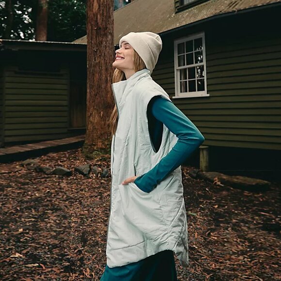 NWT New $168 Free People Slalom Reversible Fleece Light Green Grey Vest Size M - Picture 1 of 11